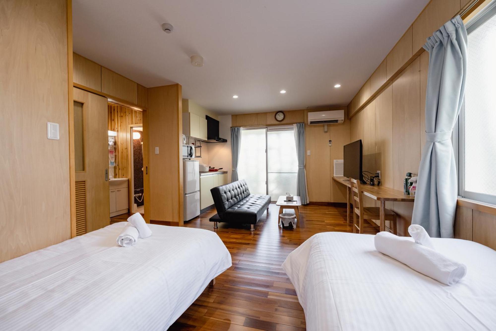 Guest House Kawamitsu Miyakojima  Bagian luar foto